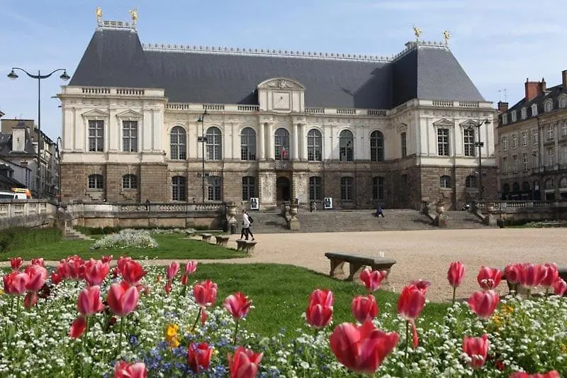 Colombe, T2 Hyper Central, 4 Personnes Rennes France