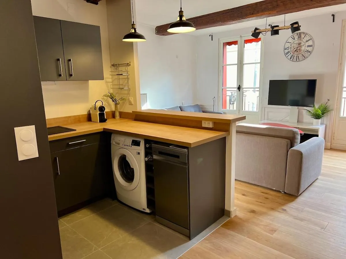 Colombe, T2 Hyper Central, 4 Personnes Rennes France