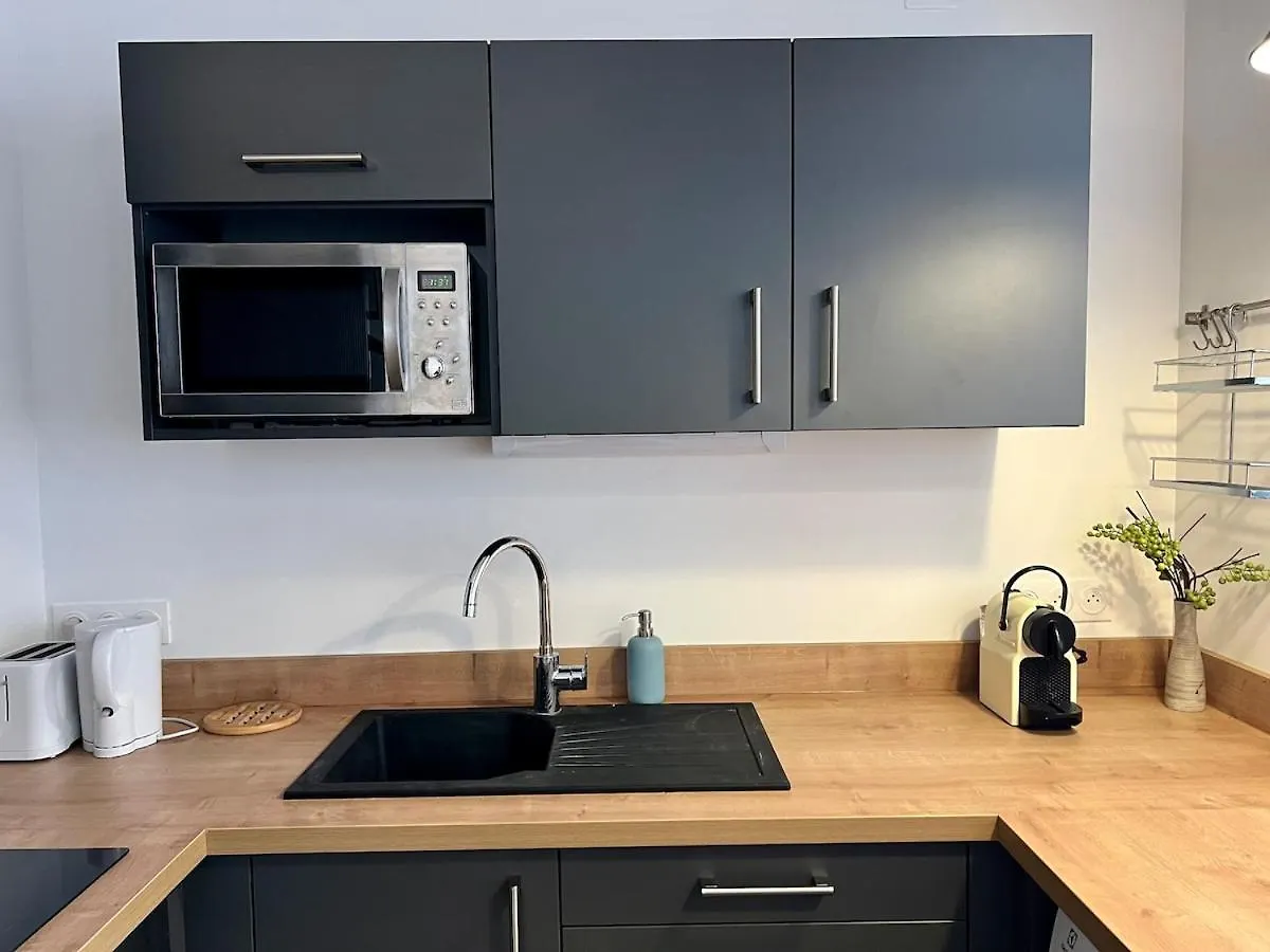 Colombe, T2 Hyper Central, 4 Personnes Rennes Apartment